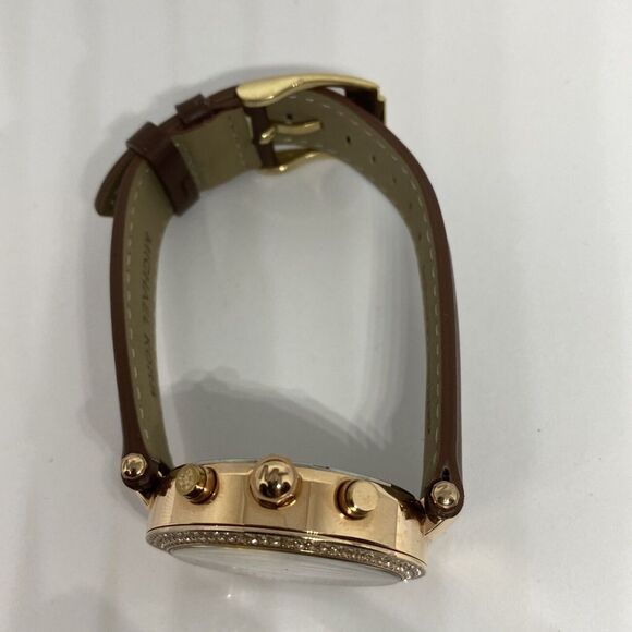 Michael Kors Parker MK5896 Women's Brown Leather Analog Dial Quartz Watch WO335 - Picture 8 of 12